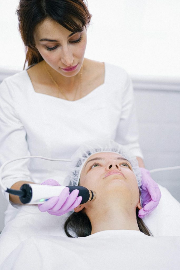 Como o HydraFacial Syndeo funciona na prática